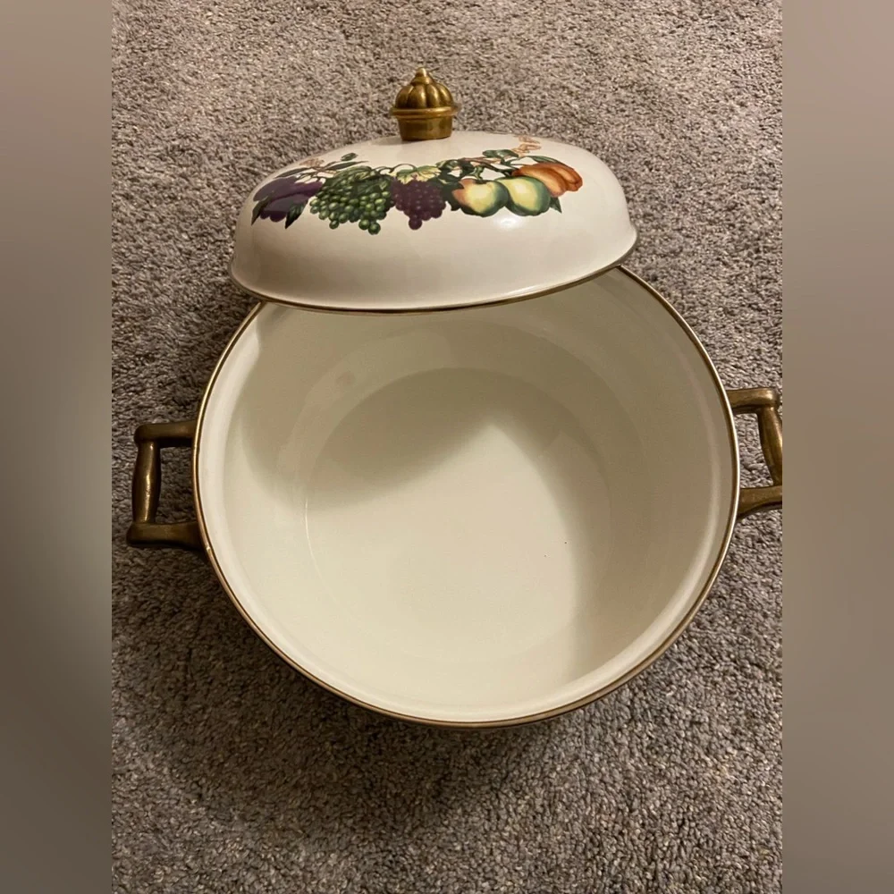 Kitchen - Picture 5 of 7